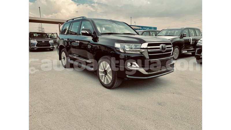 Big with watermark toyota land cruiser antigua import dubai 1815
