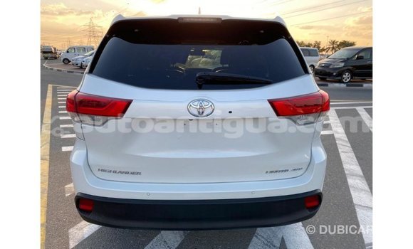 Buy Import Toyota Highlander White Car in Import - Dubai in Antigua Buy Import Toyota Highlander White Car in Import - Dubai in Antigua
