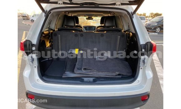Buy Import Toyota Highlander White Car in Import - Dubai in Antigua Buy Import Toyota Highlander White Car in Import - Dubai in Antigua