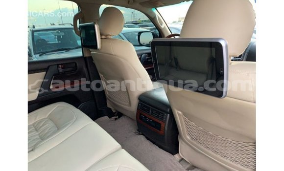 Buy Import Toyota Land Cruiser Blue Car in Import - Dubai in Antigua Buy Import Toyota Land Cruiser Blue Car in Import - Dubai in Antigua