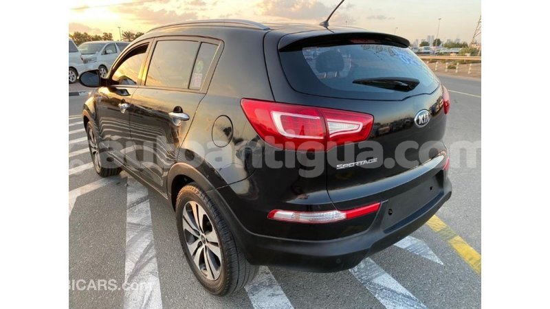 Big with watermark kia sportage antigua import dubai 1821