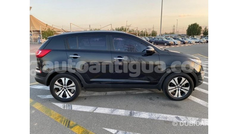 Big with watermark kia sportage antigua import dubai 1821
