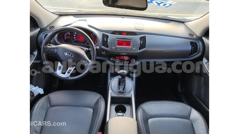 Big with watermark kia sportage antigua import dubai 1821