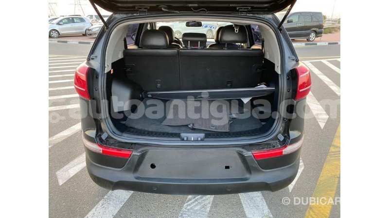 Big with watermark kia sportage antigua import dubai 1821