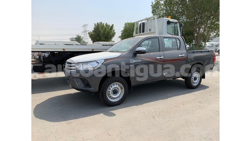 Big with watermark toyota hilux antigua import dubai 1826