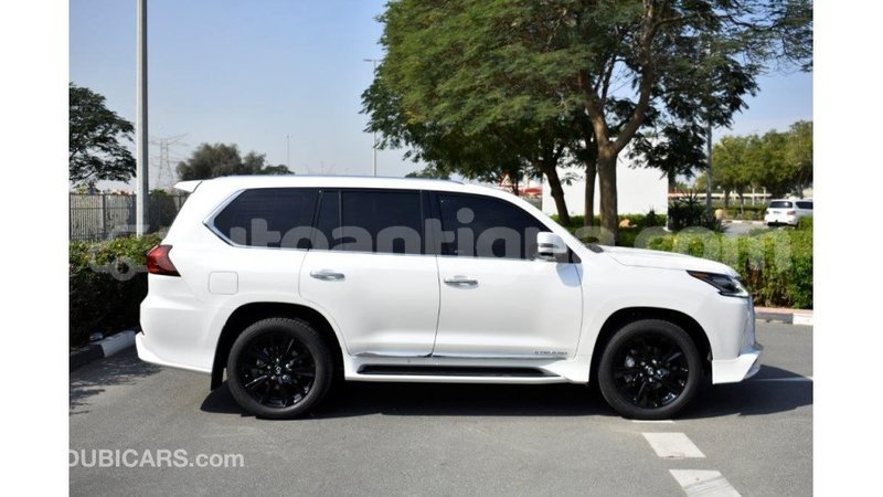 Big with watermark lexus lx antigua import dubai 1828