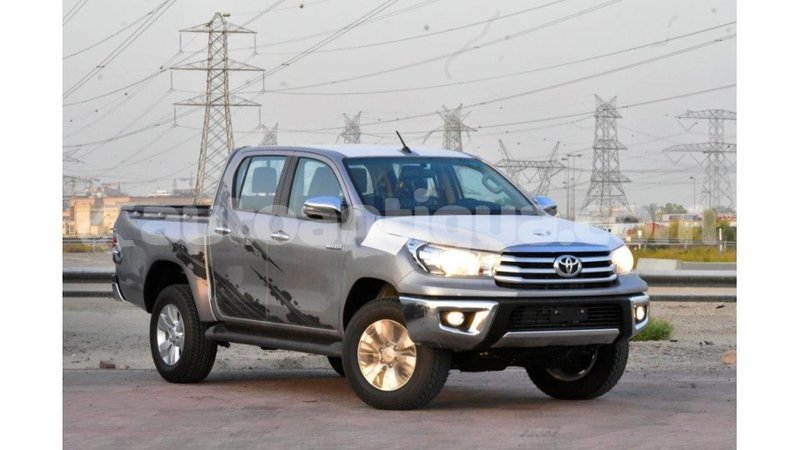 Big with watermark toyota hilux antigua import dubai 1835