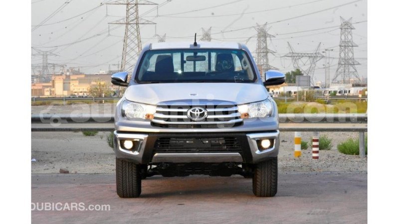Big with watermark toyota hilux antigua import dubai 1835