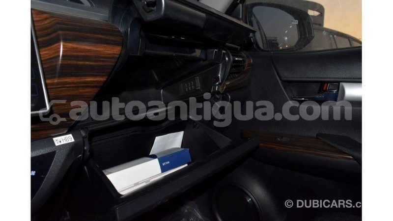 Big with watermark toyota hilux antigua import dubai 1835