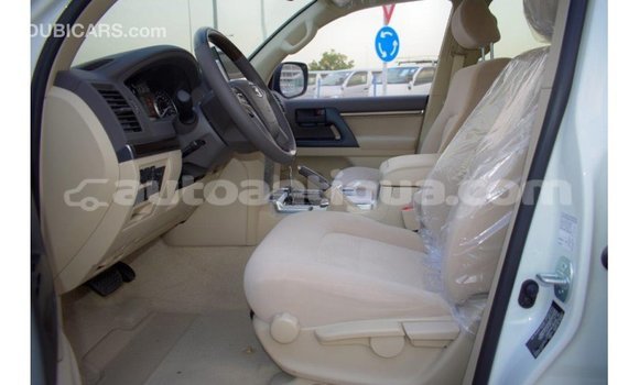 Buy Import Toyota Land Cruiser White Car in Import - Dubai in Antigua Buy Import Toyota Land Cruiser White Car in Import - Dubai in Antigua