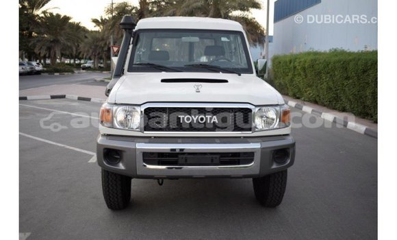 Buy Import Toyota Land Cruiser White Car in Import - Dubai in Antigua Buy Import Toyota Land Cruiser White Car in Import - Dubai in Antigua