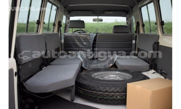 Buy Import Toyota Land Cruiser White Car in Import - Dubai in Antigua Buy Import Toyota Land Cruiser White Car in Import - Dubai in Antigua