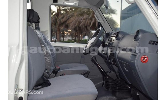 Buy Import Toyota Land Cruiser White Car in Import - Dubai in Antigua Buy Import Toyota Land Cruiser White Car in Import - Dubai in Antigua