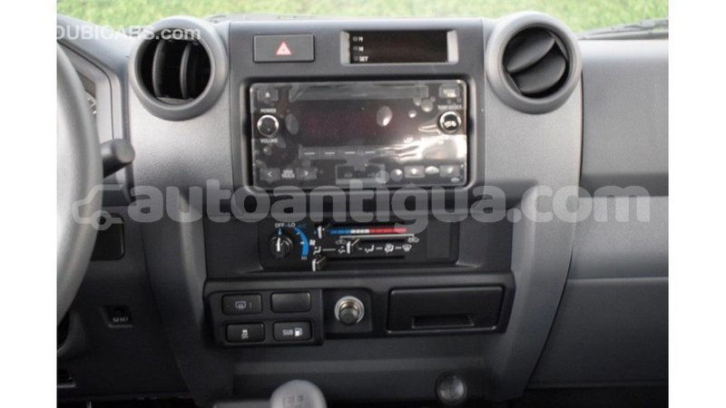 Big with watermark toyota land cruiser antigua import dubai 1843