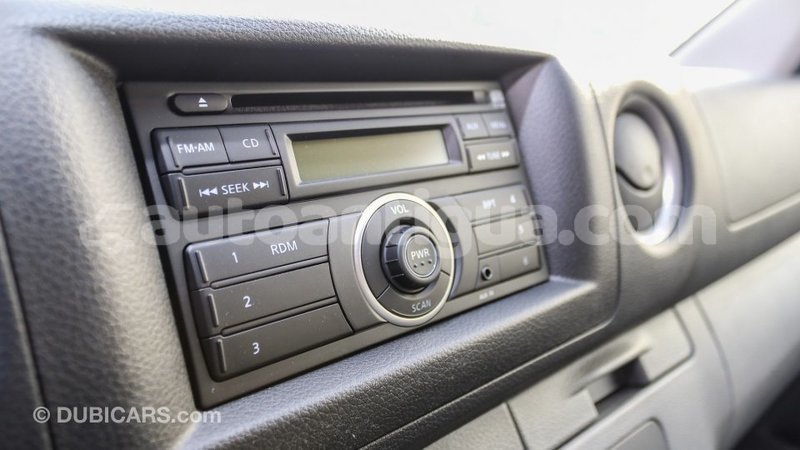 Big with watermark nissan urvan antigua import dubai 1846