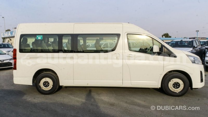 Big with watermark toyota hiace antigua import dubai 1847