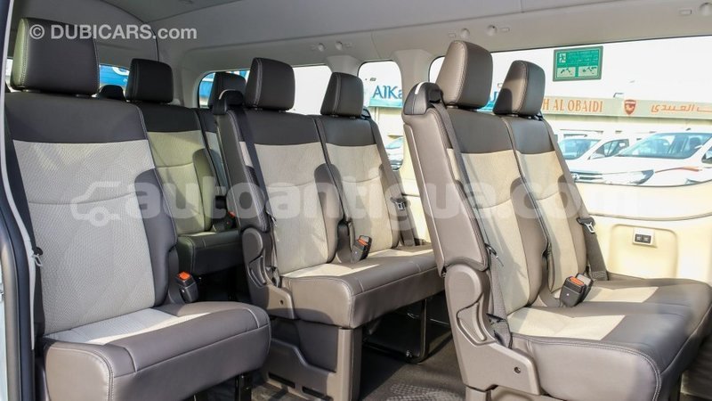 Big with watermark toyota hiace antigua import dubai 1847