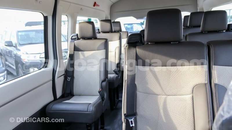 Big with watermark toyota hiace antigua import dubai 1847