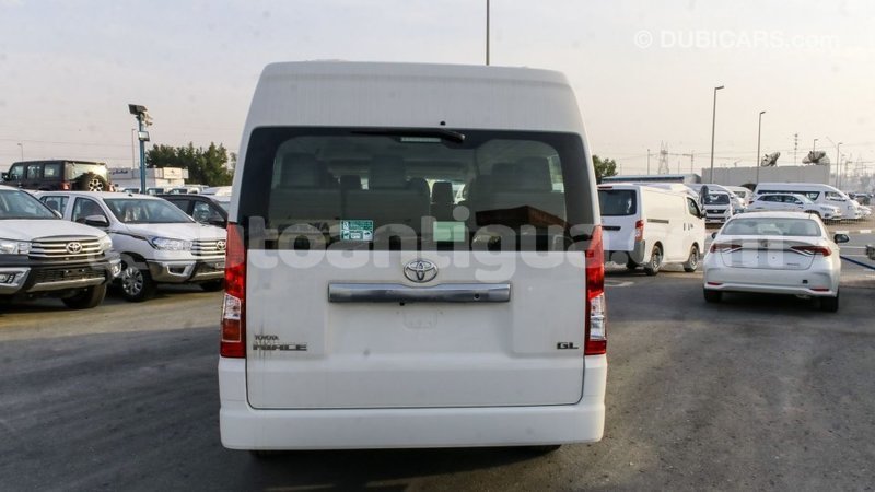 Big with watermark toyota hiace antigua import dubai 1847