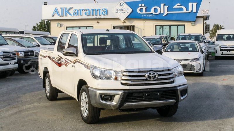 Big with watermark toyota hilux antigua import dubai 1848