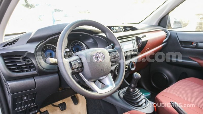 Big with watermark toyota hilux antigua import dubai 1848