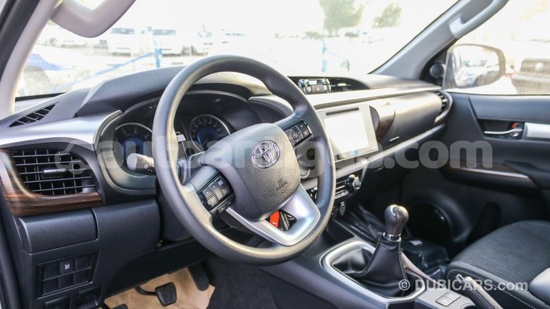 Big with watermark toyota hilux antigua import dubai 1849