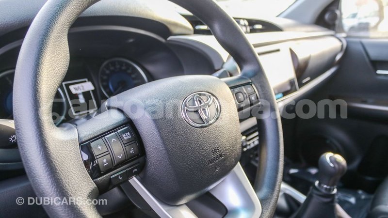 Big with watermark toyota hilux antigua import dubai 1849