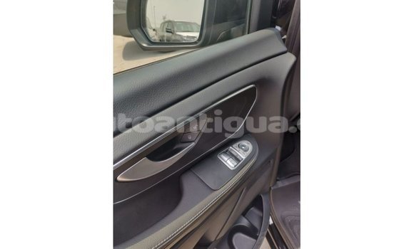 Buy Import Mercedes-Benz Viano Black Car in Import - Dubai in Antigua Buy Import Mercedes-Benz Viano Black Car in Import - Dubai in Antigua