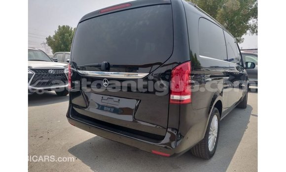 Buy Import Mercedes-Benz Viano Black Car in Import - Dubai in Antigua Buy Import Mercedes-Benz Viano Black Car in Import - Dubai in Antigua