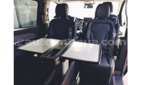Buy Import Mercedes-Benz Viano Black Car in Import - Dubai in Antigua Buy Import Mercedes-Benz Viano Black Car in Import - Dubai in Antigua