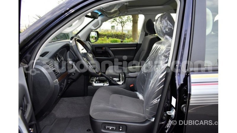 Big with watermark toyota land cruiser antigua import dubai 1857