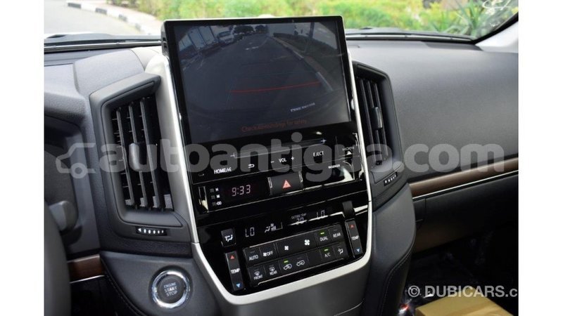Big with watermark toyota land cruiser antigua import dubai 1857