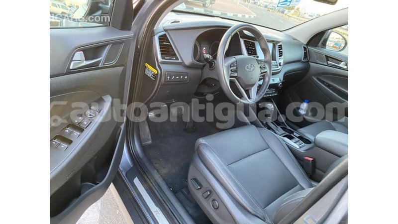 Big with watermark hyundai tucson antigua import dubai 1859
