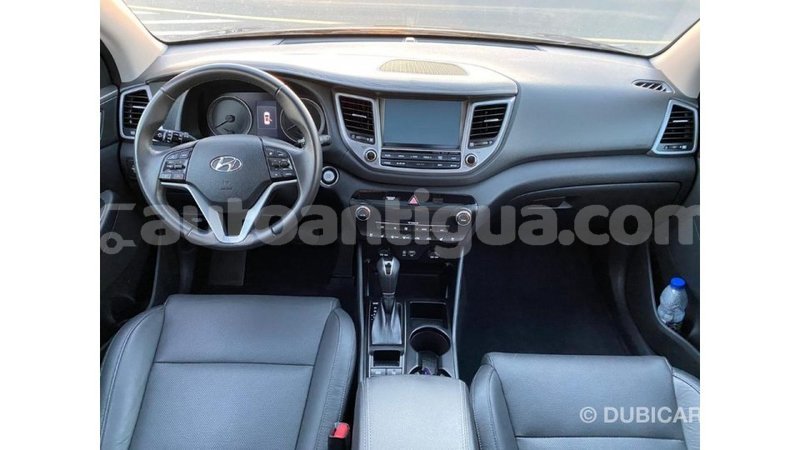 Big with watermark hyundai tucson antigua import dubai 1859
