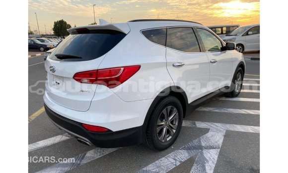Buy Import Hyundai Santa Fe White Car in Import - Dubai in Antigua Buy Import Hyundai Santa Fe White Car in Import - Dubai in Antigua