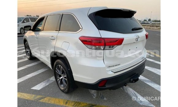 Buy Import Toyota Highlander White Car in Import - Dubai in Antigua Buy Import Toyota Highlander White Car in Import - Dubai in Antigua