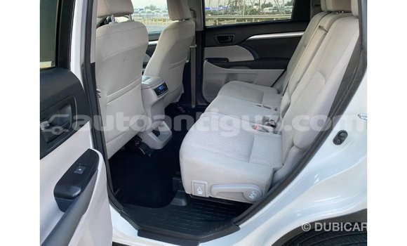 Buy Import Toyota Highlander White Car in Import - Dubai in Antigua Buy Import Toyota Highlander White Car in Import - Dubai in Antigua