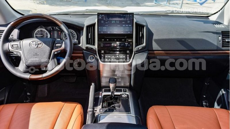 Big with watermark toyota land cruiser antigua import dubai 1875