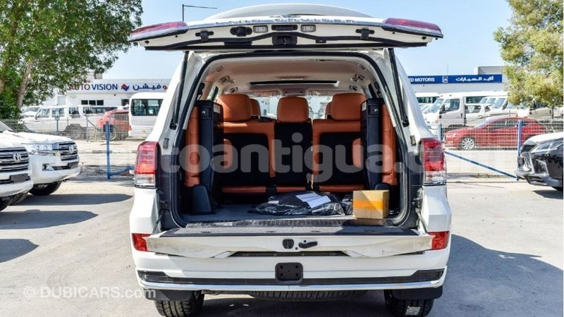Big with watermark toyota land cruiser antigua import dubai 1875