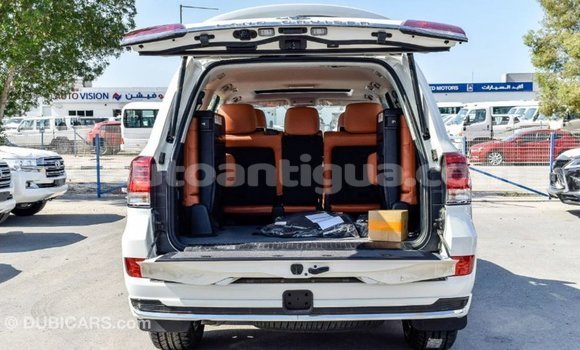 Buy Import Toyota Land Cruiser White Car in Import - Dubai in Antigua Buy Import Toyota Land Cruiser White Car in Import - Dubai in Antigua
