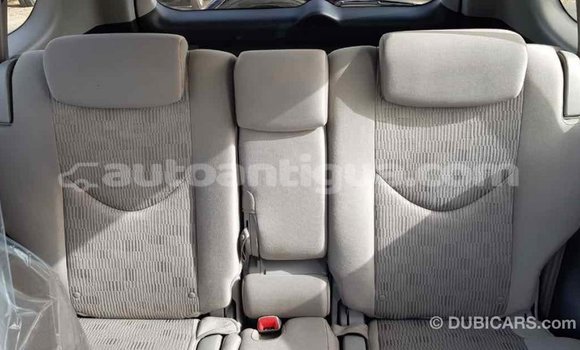 Buy Import Toyota HiAce Green Truck in Import - Dubai in Antigua Buy Import Toyota HiAce Green Truck in Import - Dubai in Antigua