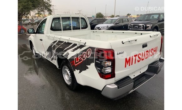 Buy Import Mitsubishi L200 White Car in Import - Dubai in Antigua Buy Import Mitsubishi L200 White Car in Import - Dubai in Antigua