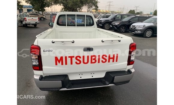 Buy Import Mitsubishi L200 White Car in Import - Dubai in Antigua Buy Import Mitsubishi L200 White Car in Import - Dubai in Antigua