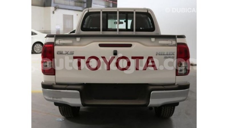 Big with watermark toyota hilux antigua import dubai 1892