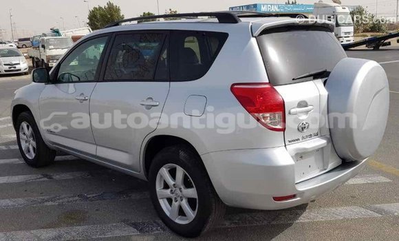 Buy Import Toyota HiAce Other Truck in Import - Dubai in Antigua Buy Import Toyota HiAce Other Truck in Import - Dubai in Antigua