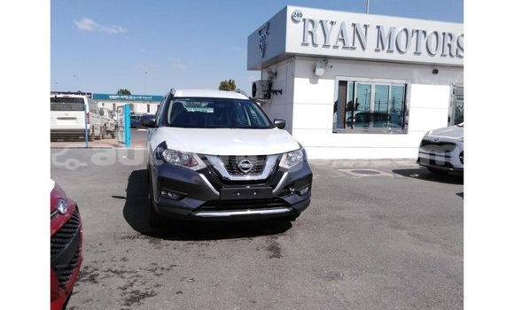 Buy Import Nissan Evalia Other Truck in Import - Dubai in Antigua