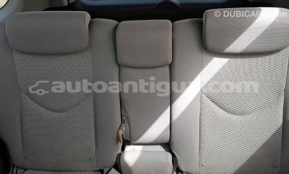 Buy Import Toyota HiAce Other Truck in Import - Dubai in Antigua Buy Import Toyota HiAce Other Truck in Import - Dubai in Antigua
