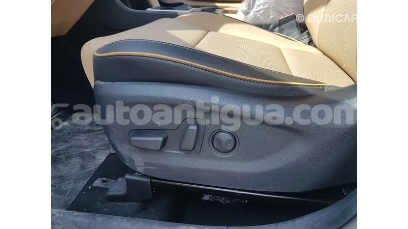 Big with watermark kia sportage antigua import dubai 1902