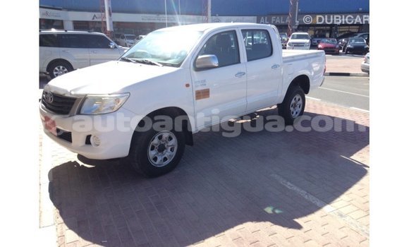 Buy Import Toyota Hilux White Car in Import - Dubai in Antigua Buy Import Toyota Hilux White Car in Import - Dubai in Antigua