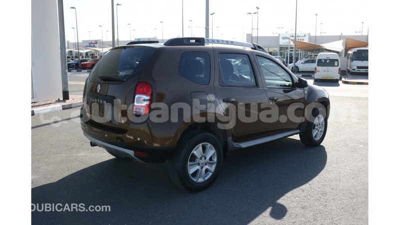 Big with watermark renault duster antigua import dubai 1937